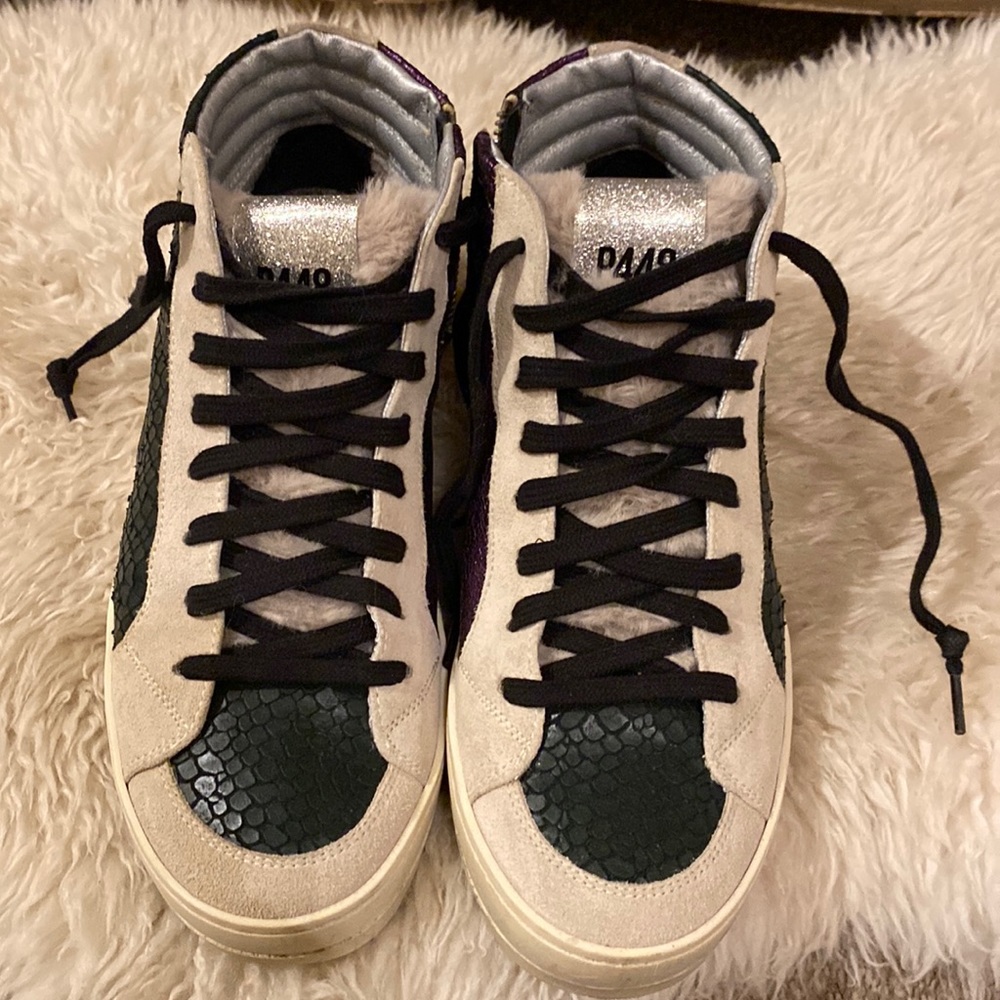 P448 sneakers 7.5 (37 run large)